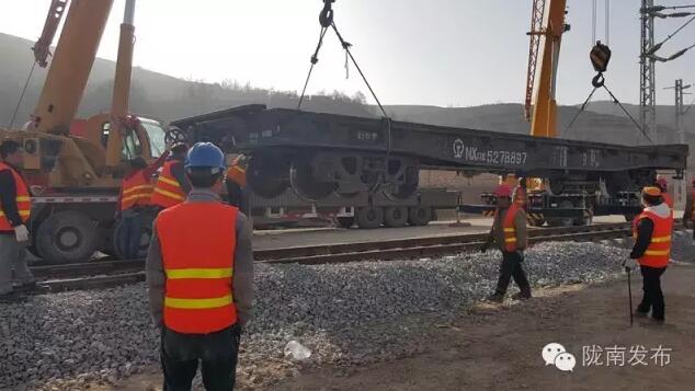 蘭渝鐵路最新進(jìn)展！除胡麻嶺隧道外已全線鋪通