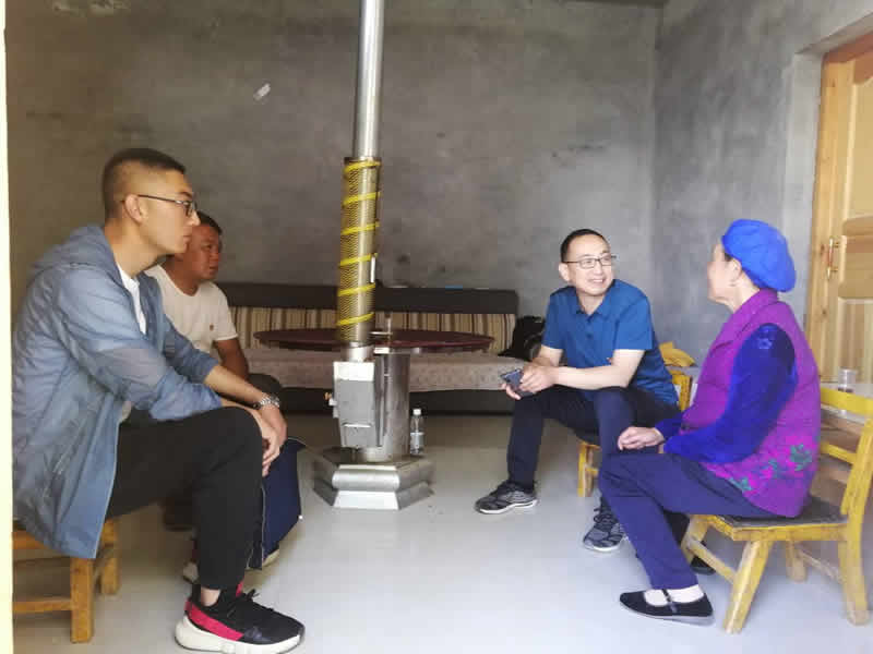 “感黨恩、憶黨史”，--市龍江城鄉(xiāng)發(fā)展集團(tuán)公司開(kāi)展慶祝建黨99周年主題黨日活動(dòng)